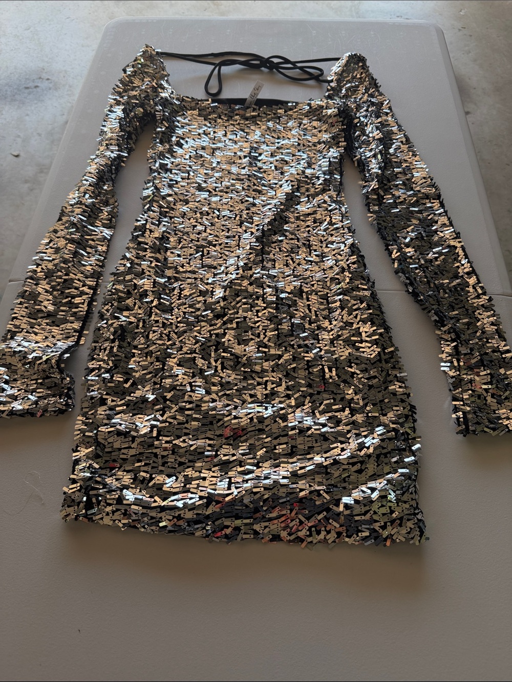 Woman’s Lucy in the Sky Silver Sequin Long-Sleeve Mini Dress, Size XS (jr)